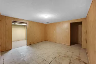1830 N Neva Ave, Chicago, IL 60707 - Photo 16