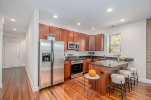 1969 W Cullom Ave, Chicago, IL 60613 - Photo 4