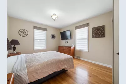 10050 Westmanor Drive, Franklin Park, IL 60131 - Photo 12