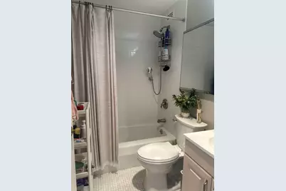 70 W Burton Place #3102, Chicago, IL 60610 - Photo 12
