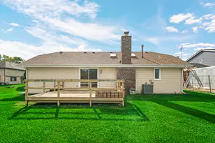 6316 Knollwood Dr, Oak Forest, IL 60452 - Photo 28