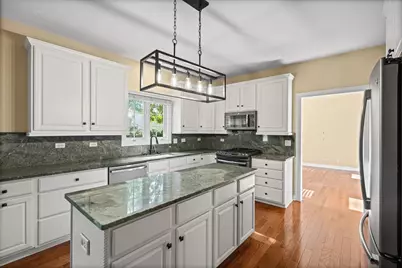 5131 Emerson Avenue W, Rolling Meadows, IL 60067 - Photo 12