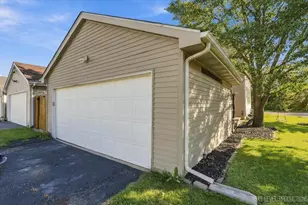 2113 Union Mill Dr, Aurora, IL 60503 - Photo 24
