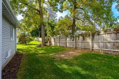 2129 Ivanelle Road, Rockford, IL 61108 - Photo 6
