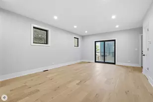 3116 N Western Ave, Chicago, IL 60618 - Photo 12