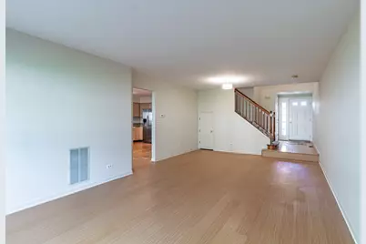 674 Portage Court, Vernon Hills, IL 60061 - Photo 10
