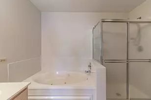 674 Portage Ct, Vernon Hills, IL 60061 - Photo 22
