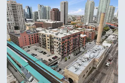 226 N Clinton Street #101, Chicago, IL 60661 - Photo 30