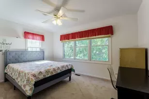 360 Ambria Dr, Mundelein, IL 60060 - Photo 26