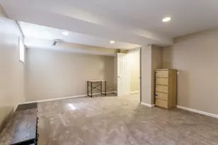 360 Ambria Dr, Mundelein, IL 60060 - Photo 34