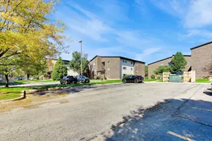 640 Perrie Dr, Elk Grove Village, IL 60007 - Photo 20