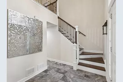 18106 W Hampshire Drive, Gurnee, IL 60031 - Photo 8