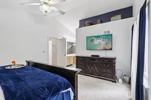 18106 W Hampshire Dr, Gurnee, IL 60031 - Photo 22