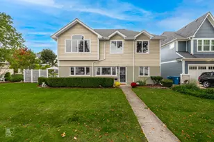 393 S Hawthorne Ave, Elmhurst, IL 60126 - Photo 2