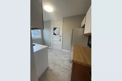 5852 W Higgins Avenue #1B, Chicago, IL 60630 - Photo 10