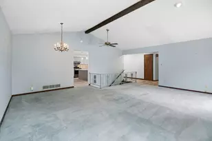 25 Briarcliff Ln, Bourbonnais, IL 60914 - Photo 8