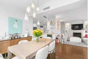 21 E Huron St, Chicago, IL 60611 - Photo 8