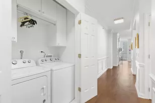 21 E Huron St, Chicago, IL 60611 - Photo 26