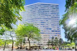 2930 N Sheridan Rd, Chicago, IL 60657 - Photo 1