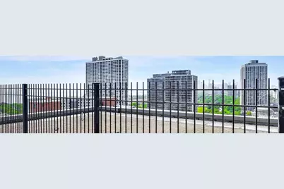 2930 N Sheridan Road #1205, Chicago, IL 60657 - Photo 32