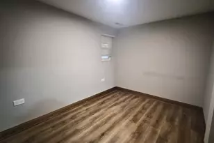 3238 N Hamlin Ave, Chicago, IL 60618 - Photo 4