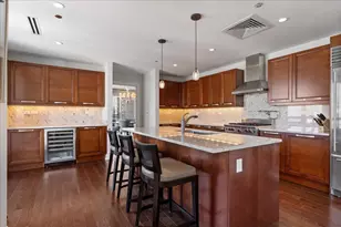 11 E Walton St, Chicago, IL 60611 - Photo 14