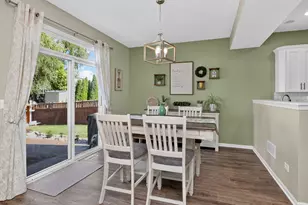 1502 Roth Dr, Joliet, IL 60431 - Photo 6