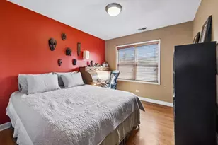 6415 N Damen Ave, Chicago, IL 60645 - Photo 20