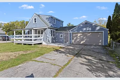 404 Pershing Avenue, Machesney Park, IL 61115 - Photo 1