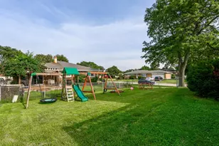 557 Delaware Trail, Carol Stream, IL 60188 - Photo 22