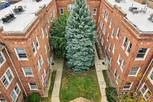 4916 N Kedzie Ave, Chicago, IL 60625 - Photo 2