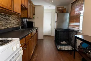 29 Alameda Dr, Carpentersville, IL 60110 - Photo 4