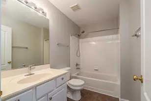 1239 Spaulding Rd, Bartlett, IL 60103 - Photo 24