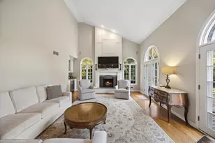 344 Hambletonian Dr, Oak Brook, IL 60523 - Photo 20