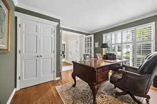 344 Hambletonian Dr, Oak Brook, IL 60523 - Photo 8