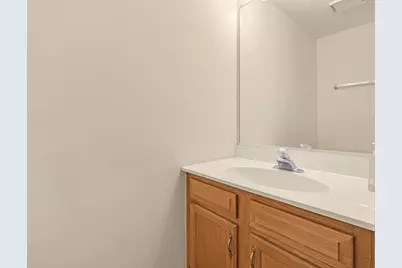 119 E Shag Bark Lane #B, Streamwood, IL 60107 - Photo 16