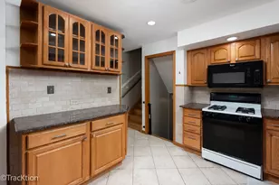 4030 N Adams St, Westmont, IL 60559 - Photo 6