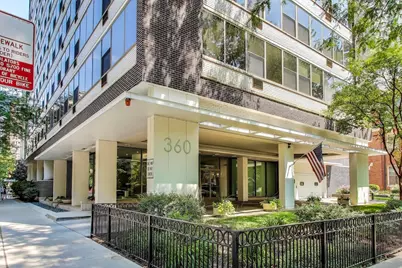 360 W Wellington Avenue #14E, Chicago, IL 60657 - Photo 2