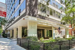 360 W Wellington Ave, Chicago, IL 60657 - Photo 2