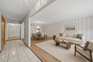 17108 Kamp Ct, Tinley Park, IL 60487 - Photo 2