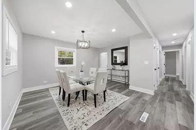 8608 Oak Park Avenue, Burbank, IL 60459 - Photo 12