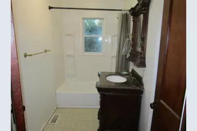 356 McLean Street, Rosiclare, IL 62982 - Photo 18