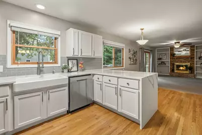 5481 Parkside Court, Gurnee, IL 60031 - Photo 14