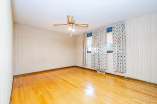 8047 S Oketo Ave, Bridgeview, IL 60455 - Photo 12