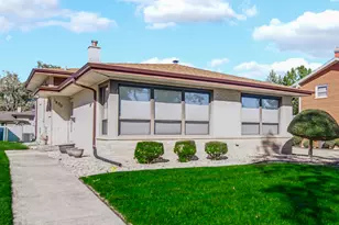 1400 E Lynn Ct, Homewood, IL 60430 - Photo 2