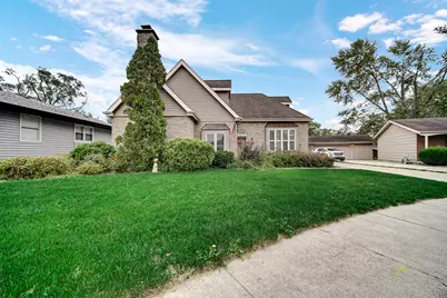 18515 Arcadia Avenue, Lansing, IL 60438 - Photo 2
