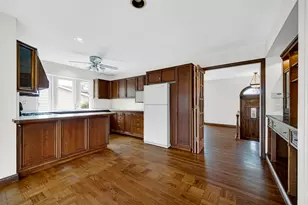 18515 Arcadia Ave, Lansing, IL 60438 - Photo 10