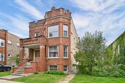 3327 N Hamlin Avenue, Chicago, IL 60618 - Photo 1