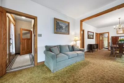 3327 N Hamlin Avenue, Chicago, IL 60618 - Photo 6