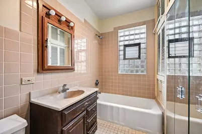 3327 N Hamlin Avenue, Chicago, IL 60618 - Photo 28